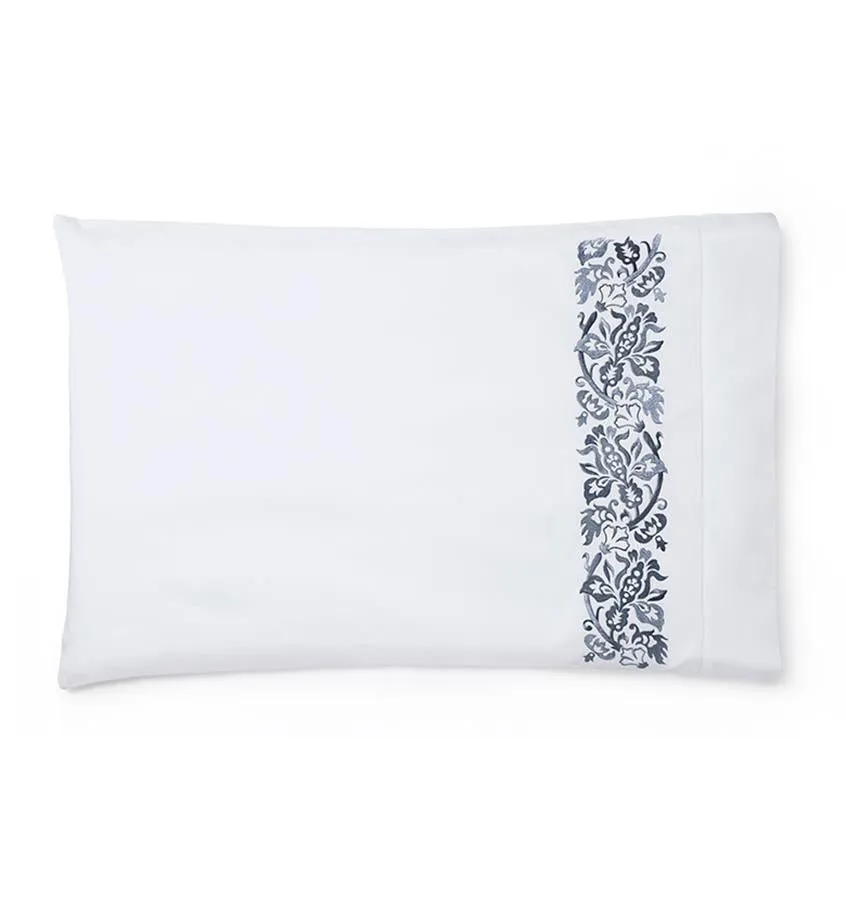 Saxon Bedding by Sferra