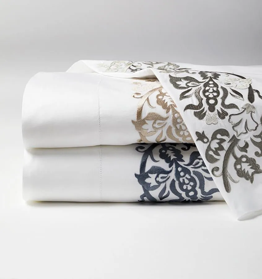 Saxon Bedding by Sferra