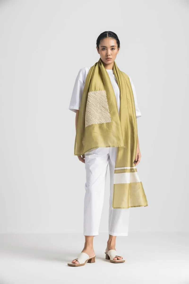 Square Emb. Scarf - Moss Green